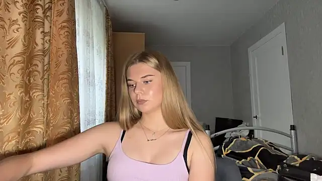 HoneysPiee – Live XXX-chat