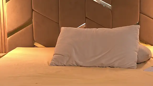 Rina_BabeのライブXXXチャット