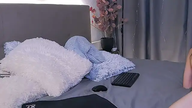 SofiaHill élő XXX-chatje