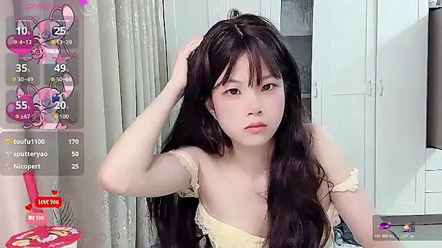 tuzi--1's Live XXX Chat