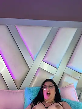 Ashleeyprincess01 现场XXX聊天