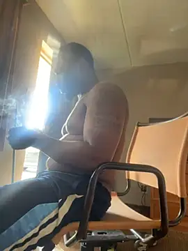 Stressreliever82 Live XXX Chat