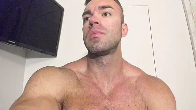 bretman_narcissus: διαδικτυακό σόου στην κάμερα