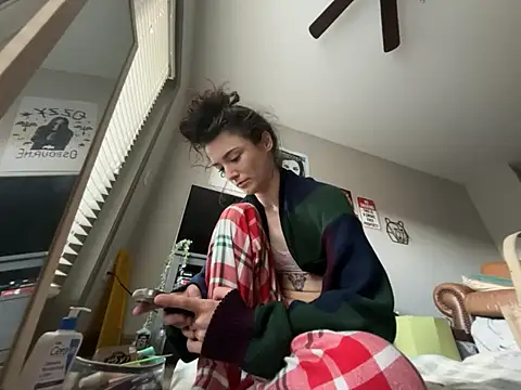 ash10alex's Webcam Show