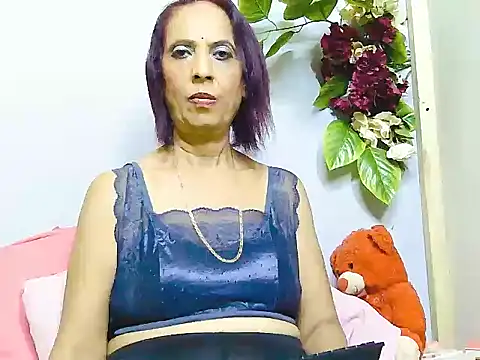 Hot_queen58: онлайн-секс-чат