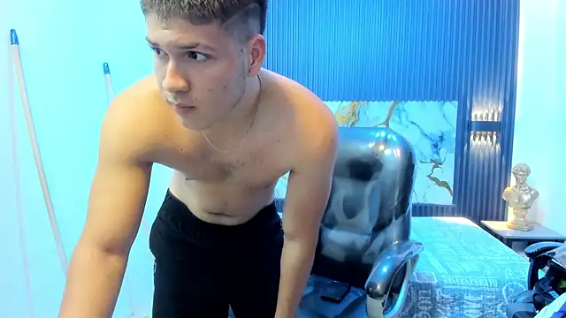Chat XXX en directo de AlessandroFranco