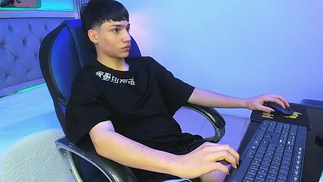 SamBlack_ Chat XXX live