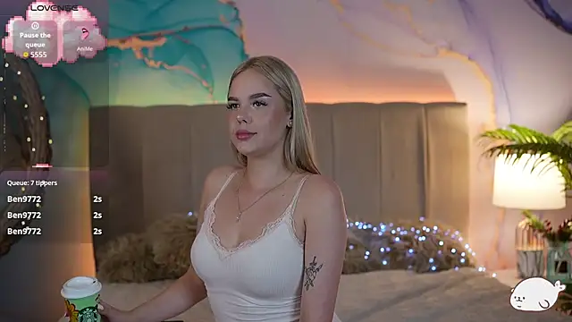 Živý XXX chat AuroraMore