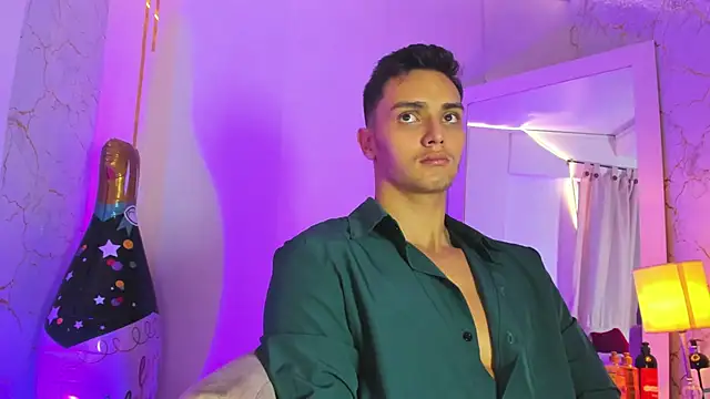 XXX chat uživo modela andrewevans46