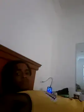 הופעת וובקאם של 81grandplusthis