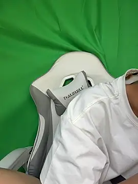 DD-101's Live XXX Chat