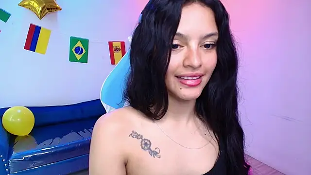 Chat +18 de Maddie_T18 ao vivo