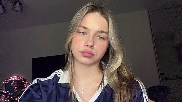 Živý XXX chat EarthaStinett