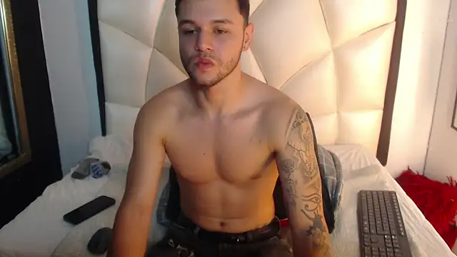 Živý XXX chat Brian_Adler
