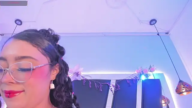 antonelllepiercee live XXX chat