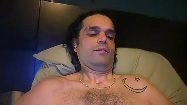 icebergslim281's Live XXX Chat