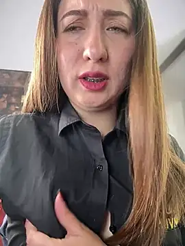 Chat +18 de suzy-111 ao vivo