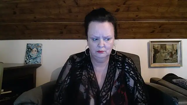 TiffanyMature লাইভ XXX চ্যাট