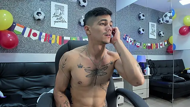 Chatroom XXX en direct de Jared_Cole