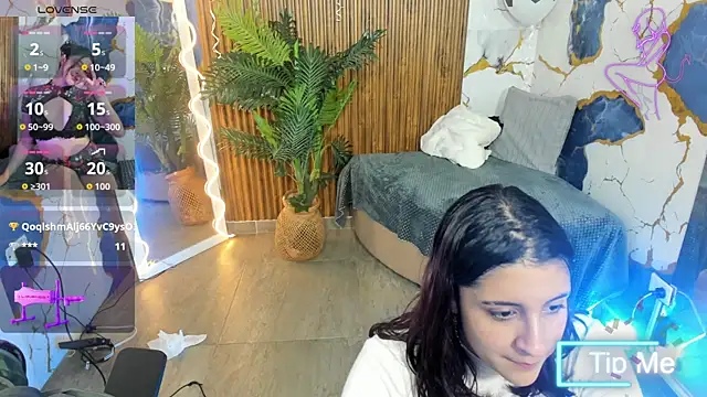 XXX chat uživo modela Zyra_tay