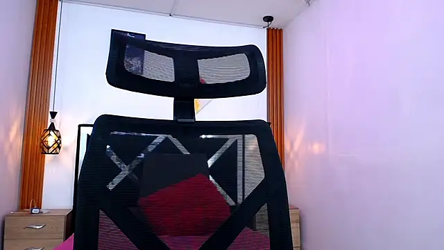 SCARLETT_INK_ – Naživo XXX chat