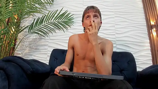 צ'אט XXX בשידור חי של Pavo_tv