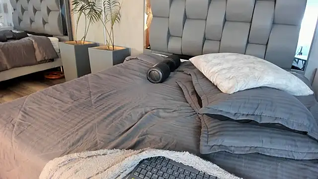 Charlie___Musk 라이브 XXX 채팅