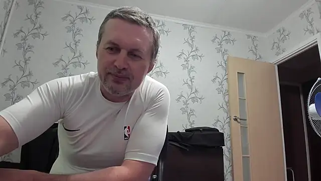 SanFrantsisko: απευθείας συνομιλία ΧΧΧ