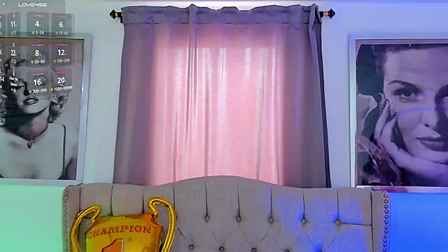 Chat XXX en directo de Beautyari_