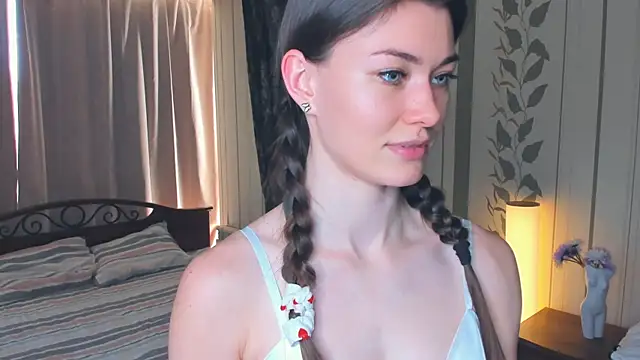 JulissaLipoma Chat XXX live