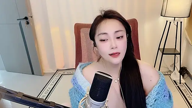 XXX chat uživo modela Daisy-77