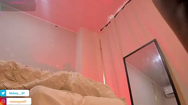 Melany__08 现场XXX聊天