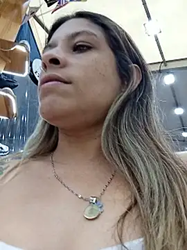 XXX chat uživo modela alanna6950