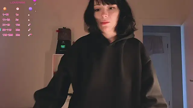 XXX chat uživo modela Doll_lira