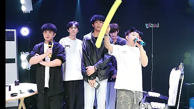 แชท XXX สดของ Zouzouboy-001