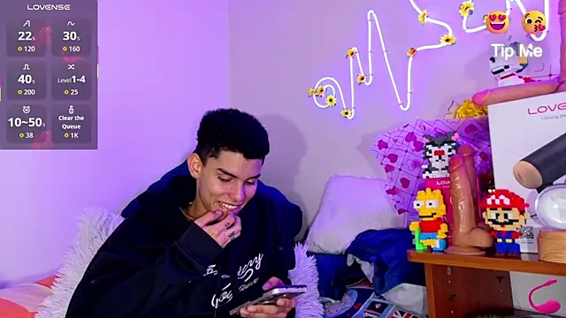 Philips_Jhonn Live XXX chat