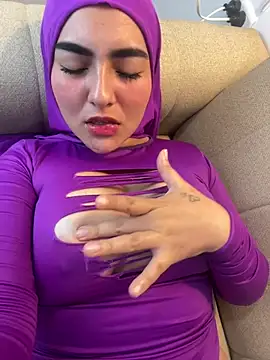 Онлайн чат XXX Malika_Noor