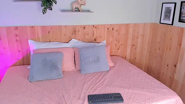 ChloeeSmiith Adlı Modelin Canlı XXX Sohbeti