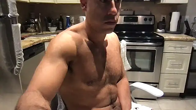 BigGuyMuscle – Naživo XXX chat