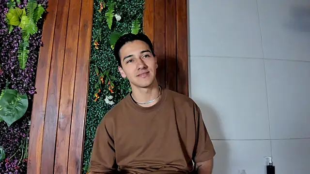 Andy_Joy_ Chat XXX in diretta