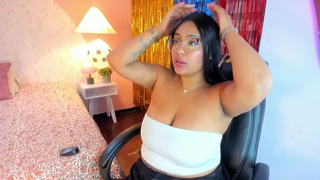 Tammara_Brm's Live XXX Chat