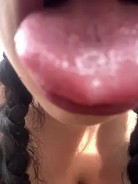 DAKOTA_SAKURA – Naživo XXX chat