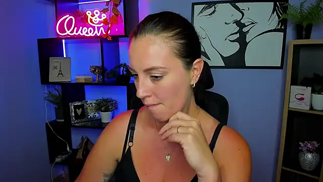 Chatroom XXX en direct de FUN_AMI