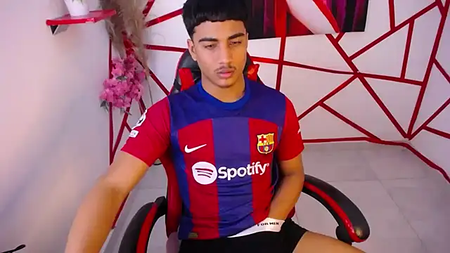 Chat +18 de oliver-parker ao vivo
