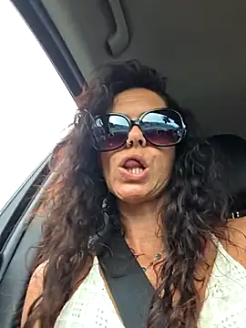 Онлайн чат XXX EmySkinny85