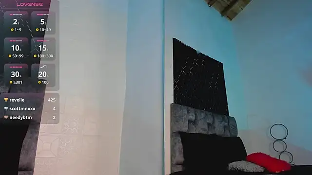 Liamsubtle01のライブXXXチャット