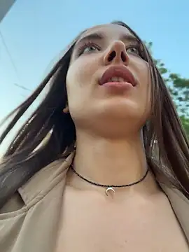 Živý XXX chat ICrazyOneIRL