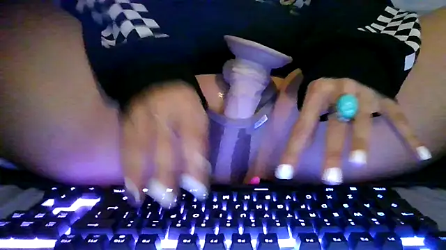 thepeachiestprincesss' Live XXX Chat