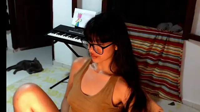 meganmiauu Adlı Modelin Canlı XXX Sohbeti