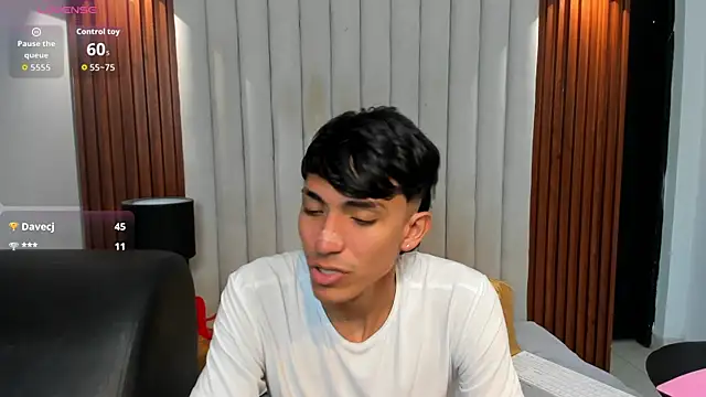 myke_tucker's Live XXX Chat